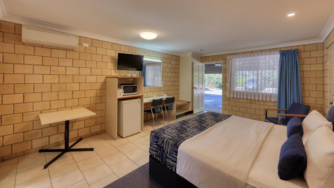 Jacaranda Country Motel Saint-George Extérieur photo