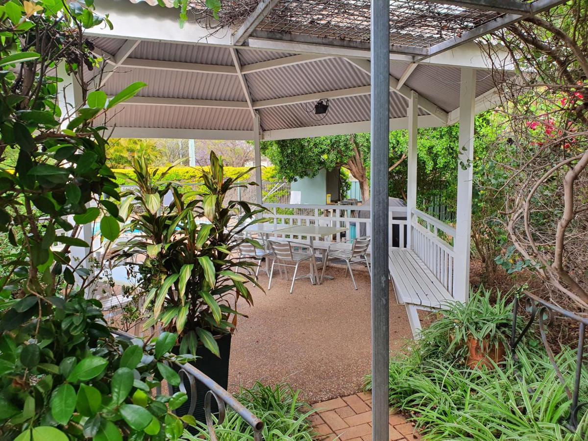 Jacaranda Country Motel Saint-George Extérieur photo